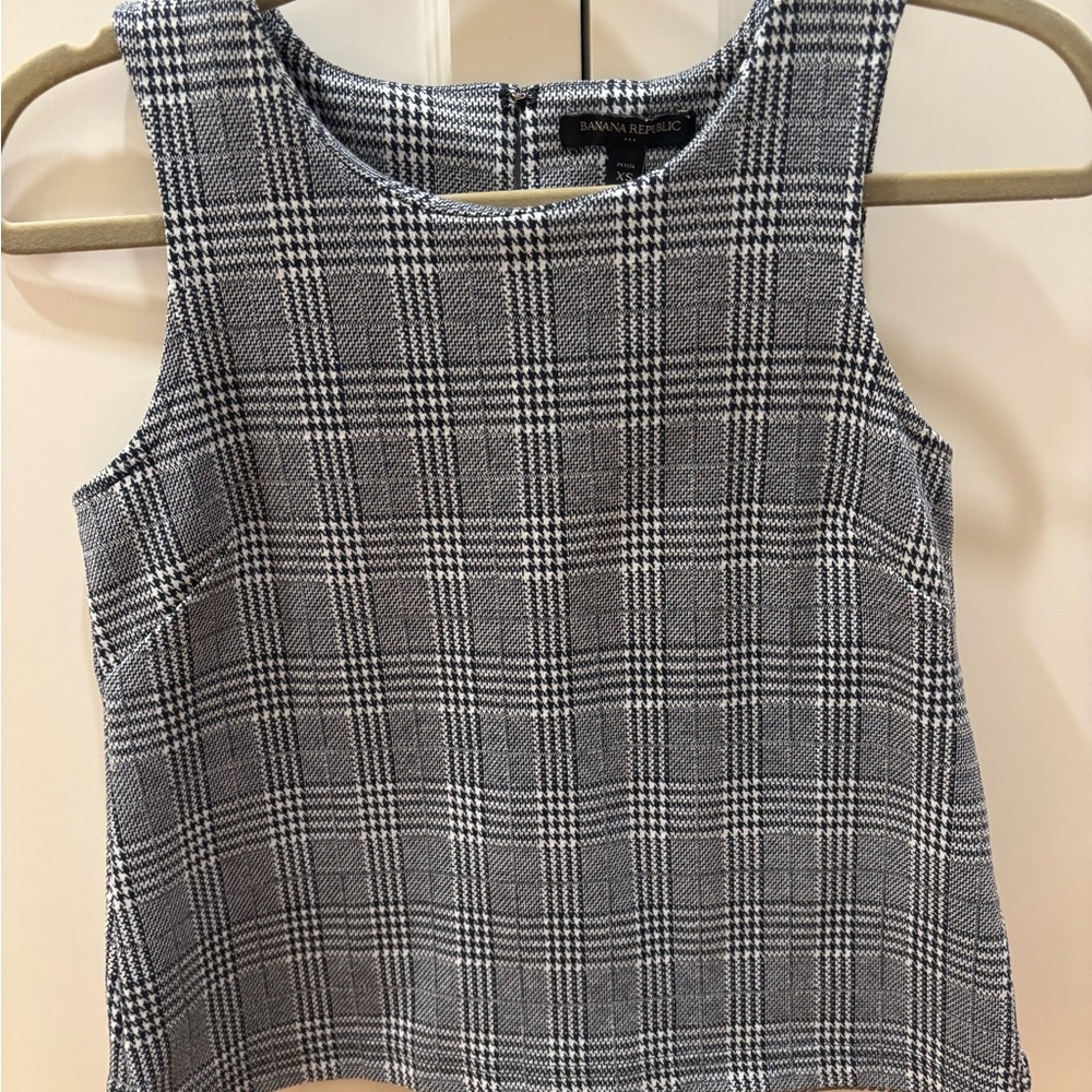 Banana Republic Navy Blue and White Plaid Top